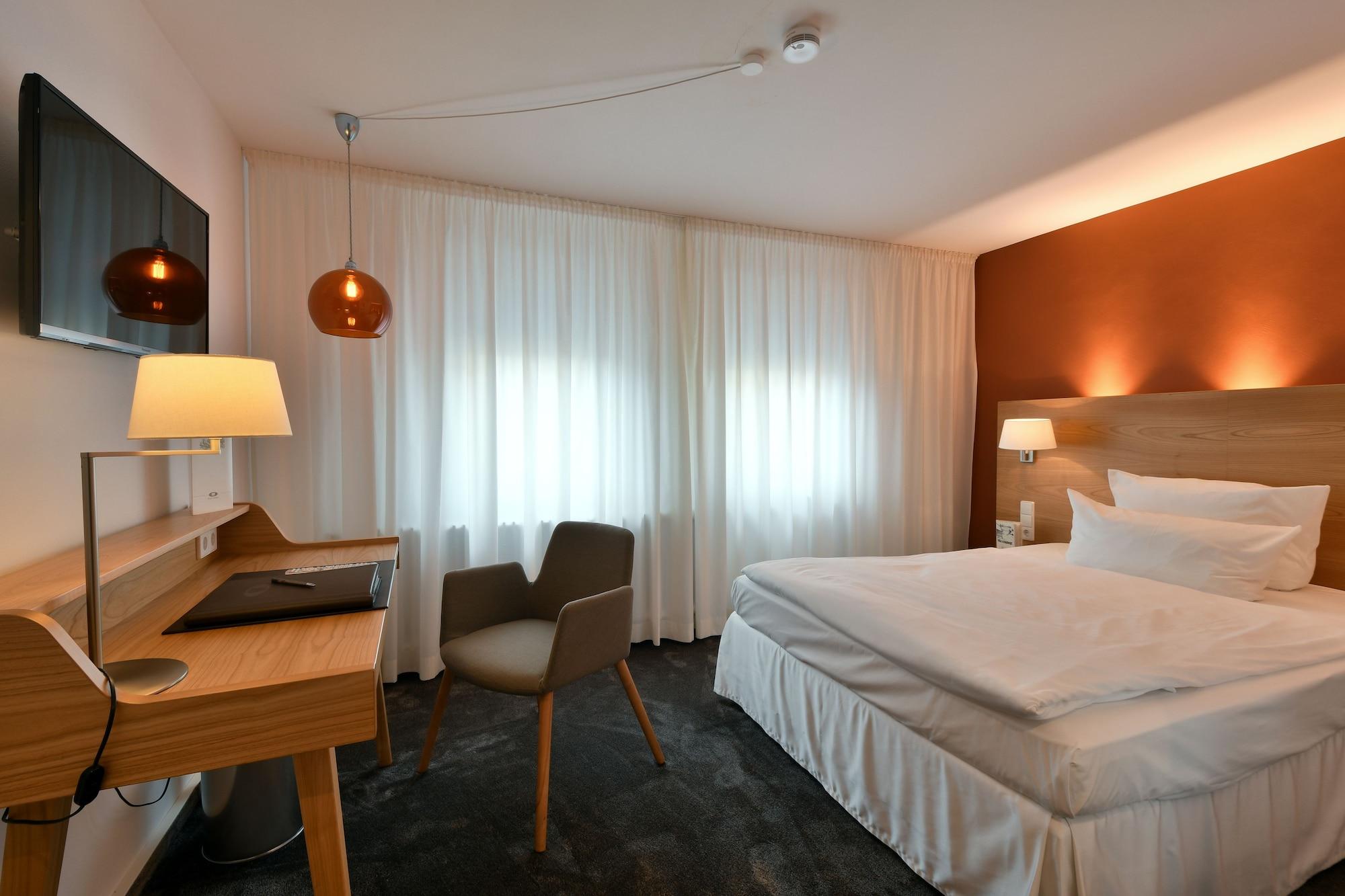 Hotel Adler Asperg Exterior foto