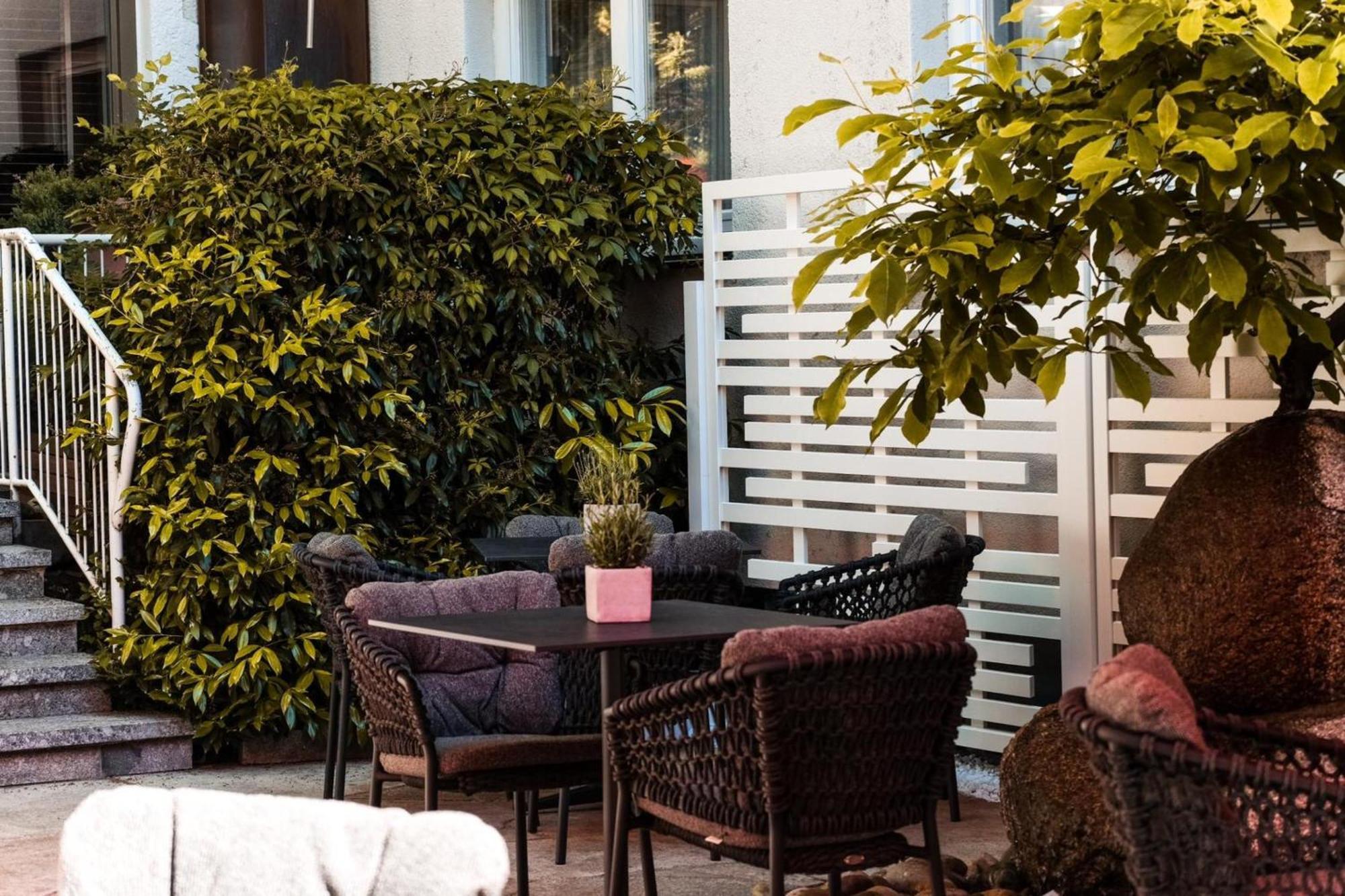 Hotel Adler Asperg Exterior foto